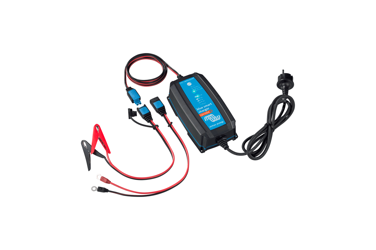 BLUE SMART IP65 BATTERY CHARGER